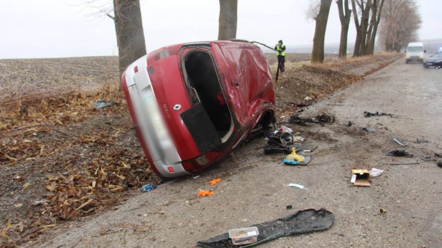 FOTO Sfârșit TRAGIC pentru o femeie din Edineț! Șoferul a pierdut controlul volanului
