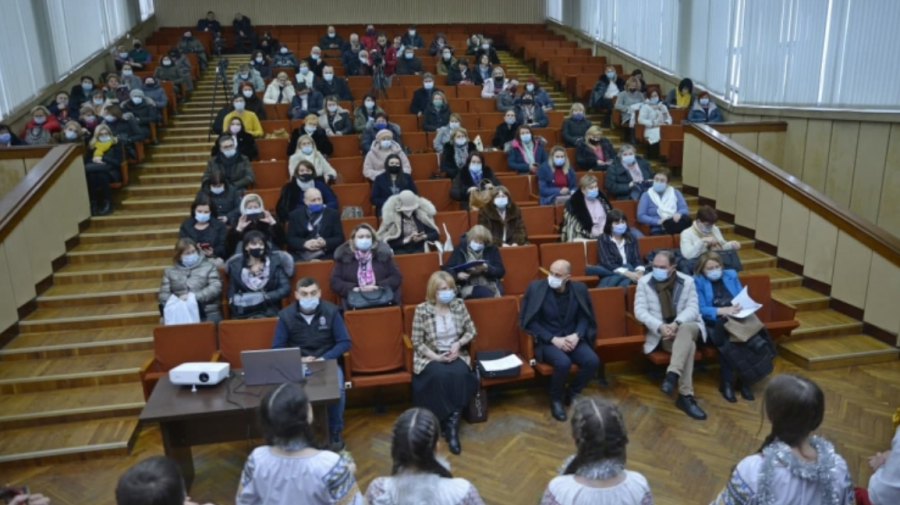 VIDEO Materiale didactice pentru instituțiile de învățământ din Capitală. Valoarea totală a resurselor educaționale