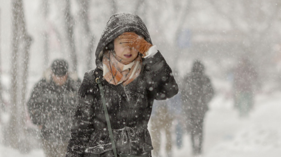 ATENȚIE! În următoarele zile Moldova va fi „lovită” de ninsori abundente