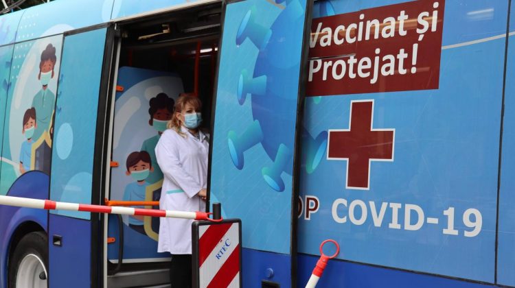 Vrei să te vaccinezi împotriva COVID-19? Vezi unde se vor afla luni, 13 decembrie, punctele mobile de imunizare