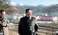 Cu febră înaltă, dar cu gândul la popor. Sora lui Kim Jong Un afirmă că liderul nord-coreean a avut COVID-19