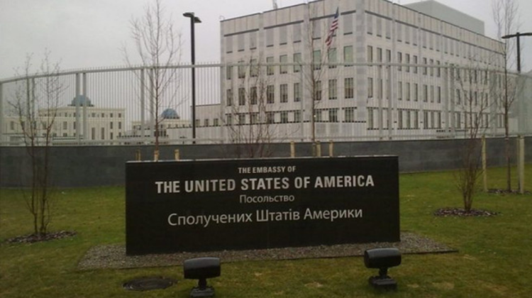 Autoritățile din SUA se gândesc să evacueze membrii familiilor diplomați din Ucraina. Se începe războiul?