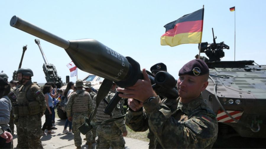 Germania, pregătită să garanteze securitatea Ucrainei în faţa Rusiei