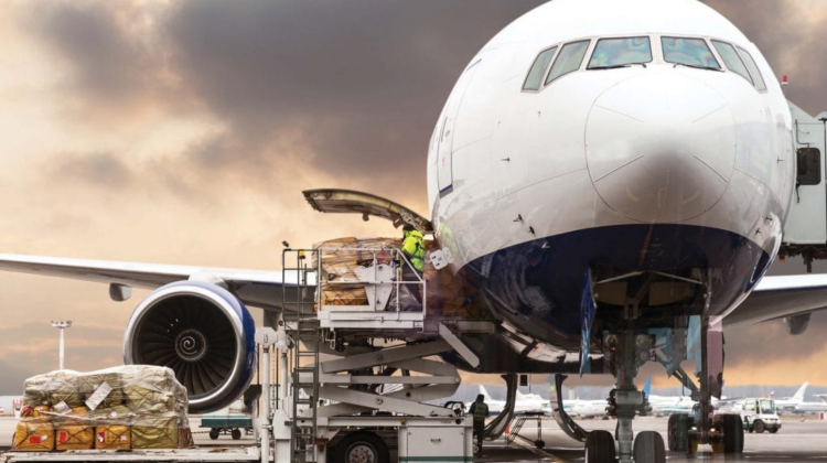 Liber pentru operatorii aerieni de transport cargo din Republica Moldova! Emiratele Arabe Unite au ridicat interdicția