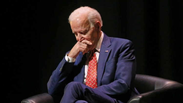 VIDEO Dacă nu adoarme – înjură! Joe Biden a bruscat un reporter Fox News: „Ce fiu de cățea prost”
