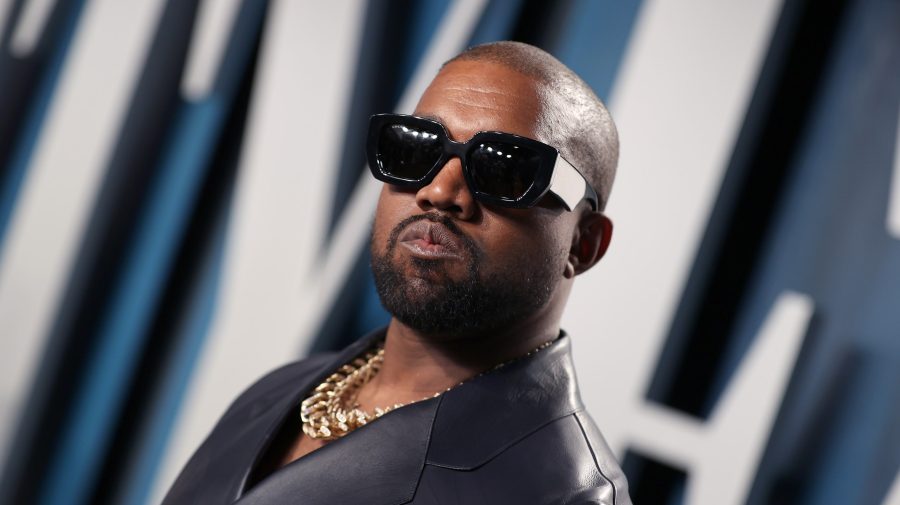 FOTO Kanye West a uitat-o pe Kim Kardashian? Rapperul are o nouă iubită
