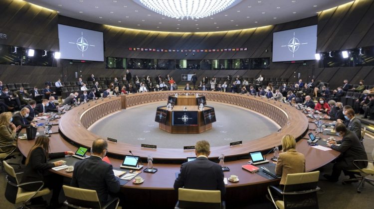 SUA și aliații au decis „o abordare unificată”, după discuțiile cu rușii în ajun de Consiliul NATO-Rusia
