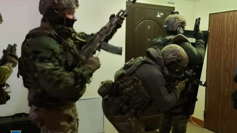 Ucraina a destructurat o grupare care ar fi pregătit atacuri în câteva regiuni! Două persoane, arestate