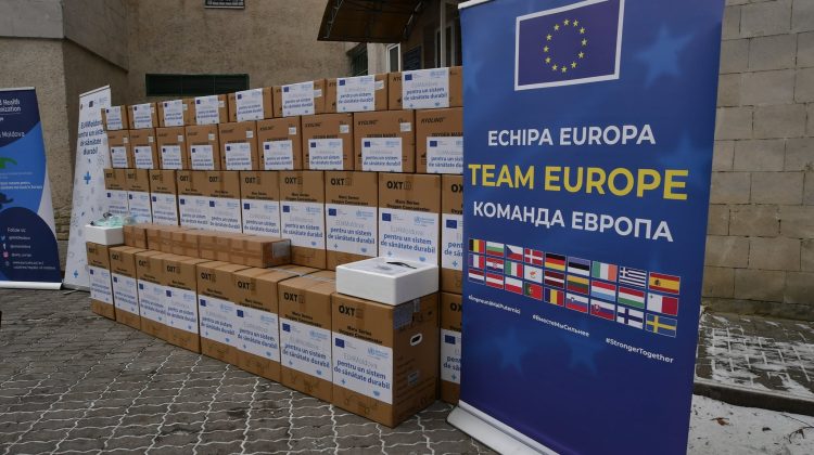 FOTO, VIDEO Moldova a recepționat echipamente medicale pentru pacienții bolnavi de COVID-19