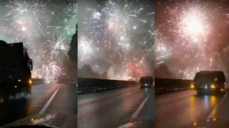 VIDEO Un camion încărcat cu focuri de artificii, accidentat pe o autostradă! Ce a urmat a șocat toți șoferii
