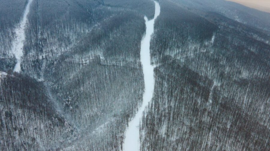 GALERIE FOTO Imagini surprinzătoare! S-a deschis cea mai lungă pârtie de schi din România