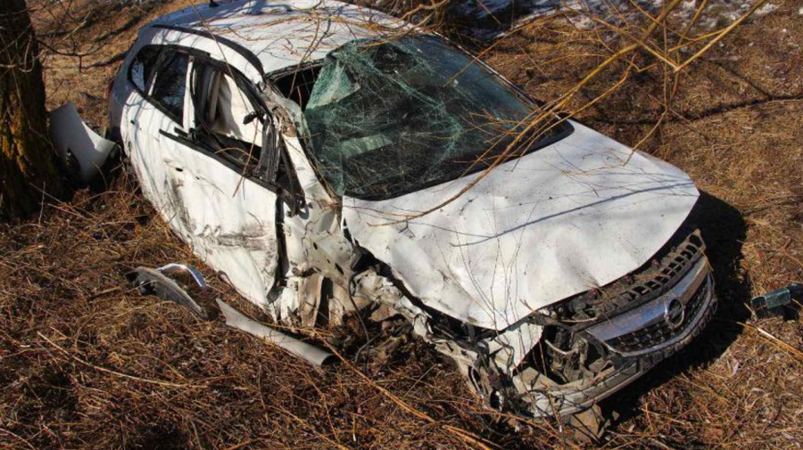 FOTO Grav accident în raionul Ștefan Vodă! O persoană și-a pierdut viața, iar un polițist a ajuns la spital