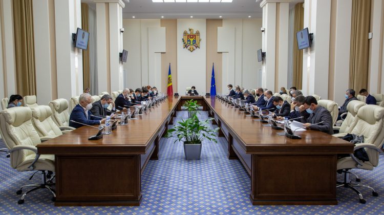 Stare de urgență în Moldova și război în Ucraina: Primele 13 măsuri adoptate de către Guvernul de la Chișinău