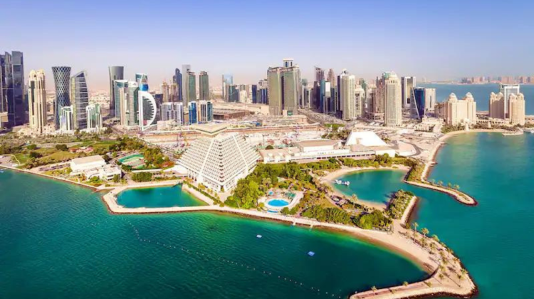 Cetățenii moldoveni vor putea călători în Statul Qatar fără vize