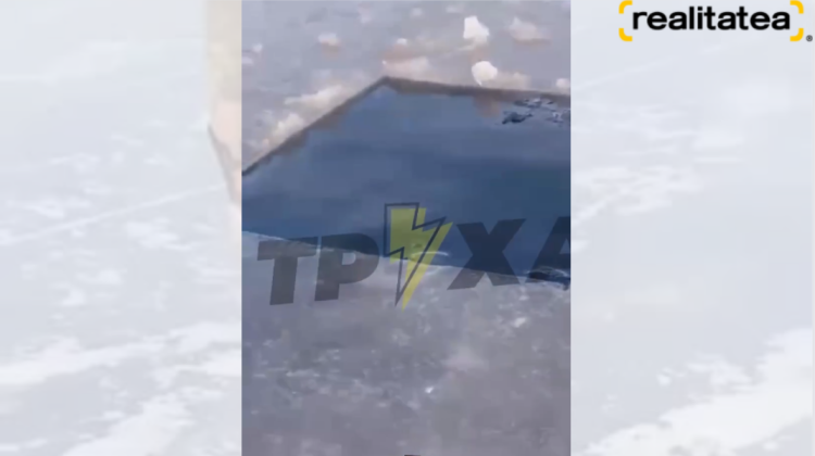 ATENȚIE! VIDEO 18+ O femeie din Ucraina a filmat cum soțul său moare, fiind blocat sub stratul de gheață