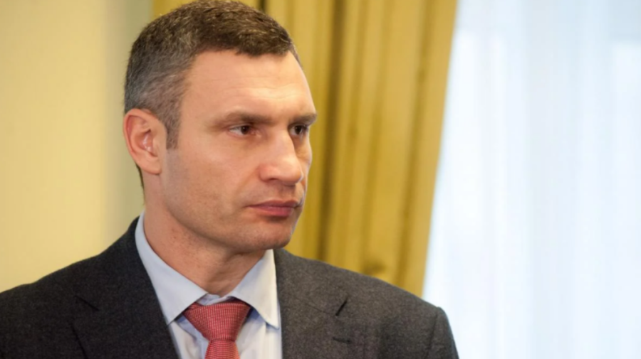 Oamenii părăsesc în grabă Kievul. Imagini care te înfioară! Primarul Vitali Kliciko a venit cu sfaturi
