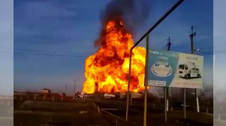 VIDEO Un rezervor cu gaz a explodat în satul cecen Gekhi! O clădire din vecinătate a luat foc