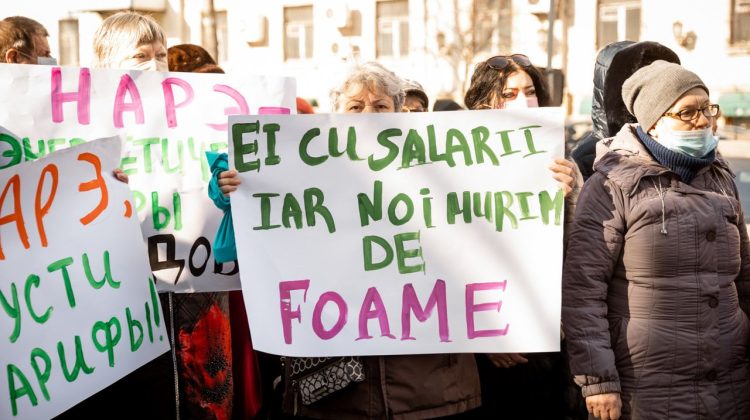 Partidul „ȘOR” a protestat în fața ANRE și a cerut demisia reprezentanților acestei instituții