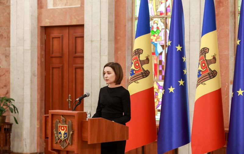 Maia Sandu: Guvernul va cere Parlamentului instituirea stării de urgență! Solicit cetățenilor să revină din Ucraina!