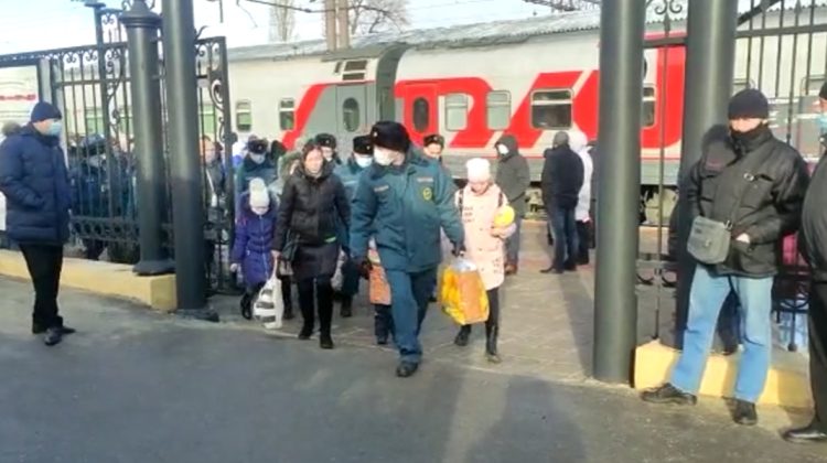 Mai norocoși decât alții! Aproximativ o mie de refugiați din Donețk și Lugansk au fost cazați în regiunea Voronej