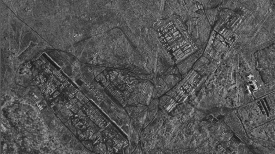 FOTO din satelit! Televiziunea americană: Rușii au mutat echipamentul militar mai aproape de granița cu Ucraina