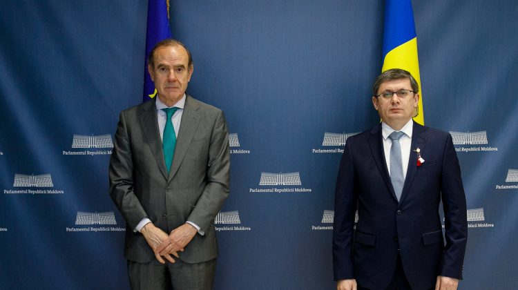 Războiul din Ucraina și aportul Moldovei în dirijarea crizei refugiaților, subiecte discutate de Grosu cu un oficial UE