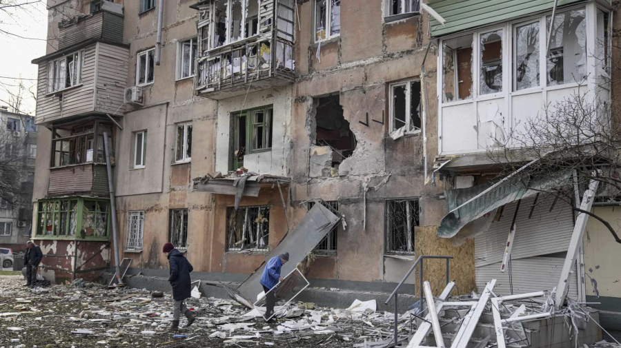 Cutremurător: „Dumnezeu a părăsit orașul Mariupol. Sunt sigură că voi muri în curând. Toată lumea așteaptă moartea” 