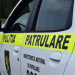 Doi polițiști, reținuți după ce ar fi cerut 500 de euro pentru a mușamaliza un furt