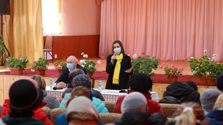 FOTO Șefa statului a vizitat cele mai mari sate din raionul Briceni. Ce a vorbit cu locuitorii?