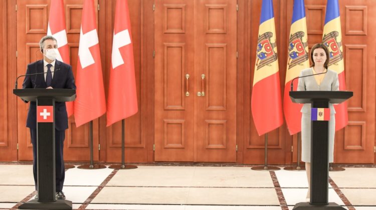 Vizita președintelui Elveției la Chișinău dă roade. Acordul de grant de 2,2 mln $ promis „a ajuns pe masa deputaților”