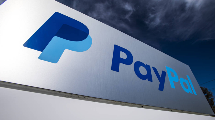 Până pe 18 martie! PayPal le-a cerut utilizatorilor ruși să-și retragă bani din conturile lor