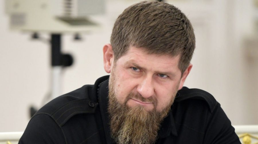 Bărbații ceceni ar fi răpiți pentru a fi trimiși să lupte în Ucraina. Dacă refuză, sunt amenințați cu pușcăria