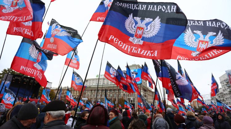 Kievul: Rusia este gata să înceapă în perioada apropiată ofensiva spre Donețk și Lugansk