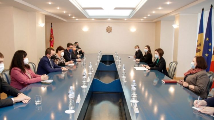 Războiul și ajutorul necesar Moldovei, subiecte discutate de Maia Sandu cu deputații italieni aflați la Chișinău