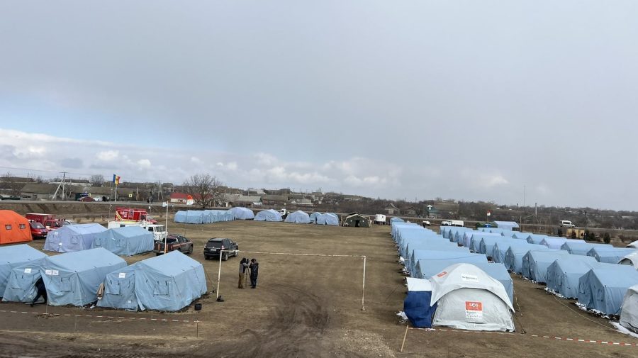 FOTO IGSU, despre corturile amenajate pentru cazarea refugiaților: Sunt cu căptușeală și încălzire termică