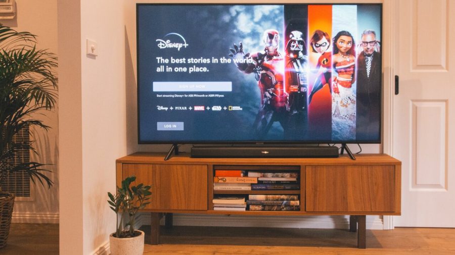 5 motive pentru care un televizor 4k UltraHD este o achiziție smart în 2022