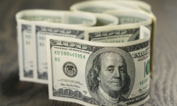 Curs valutar 6 octombrie 2026: Cât valorează un euro și un dolar