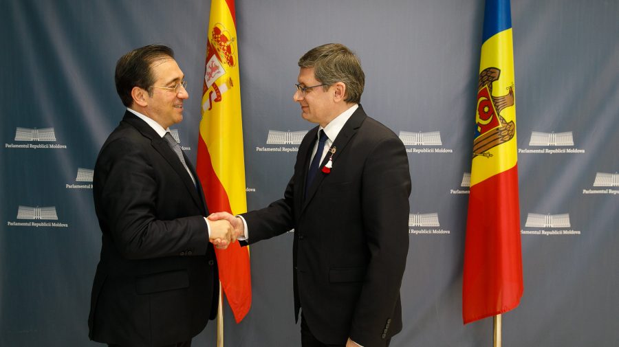 Igor Grosu i se plânge ministrului spaniol de Externe: Suntem nevoiți să gestionăm câteva crize concomitent!