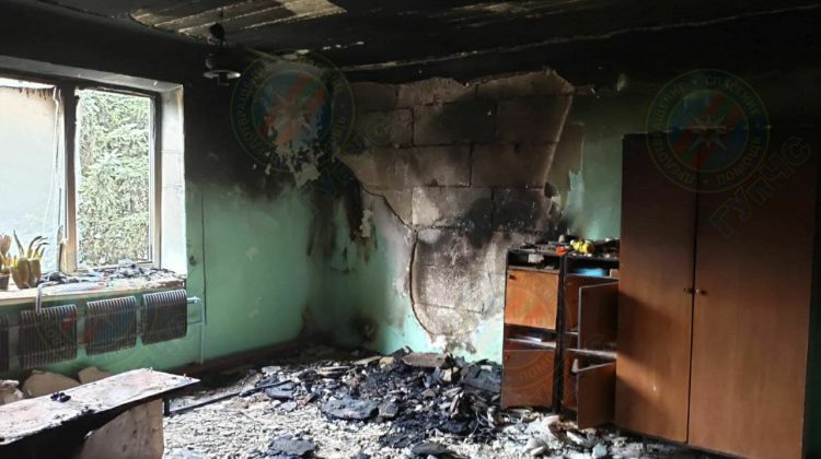 FOTO Incendiu la o școală de tip internat din stânga Nistrului. Flăcările ar fi pornit de la o boxă portabilă