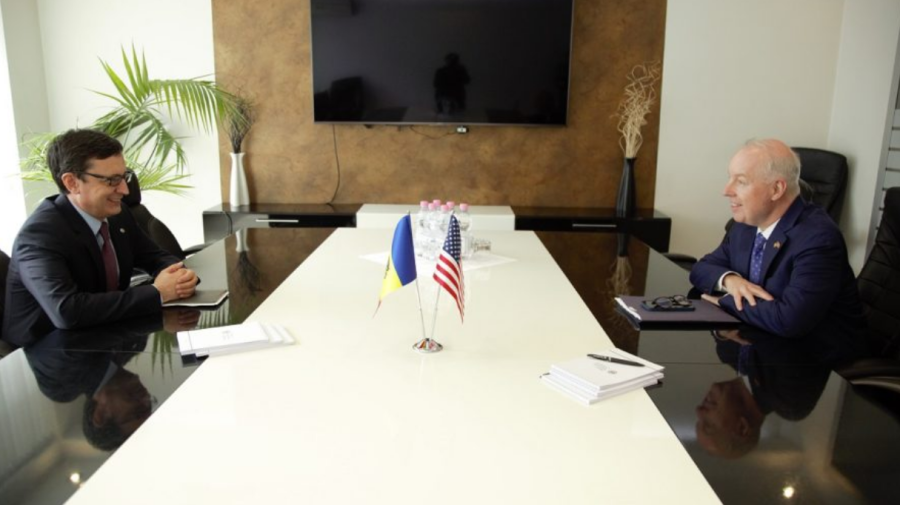Guvernatorul Băncii Naționale a Moldovei, Octavian Armașu – întrevedere cu ambasadorul SUA în Republica Moldova