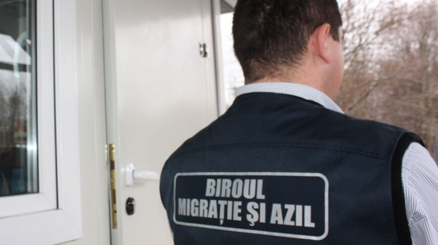 S-a terminat cu șantajul! Angajați ai Biroului Migraţie și Azil din Bălți, trimiși în judecată