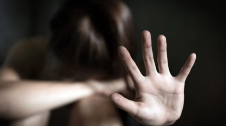 Groaznic! Un bărbat din centrul țării a violat o minoră: Copila era rudă cu individul