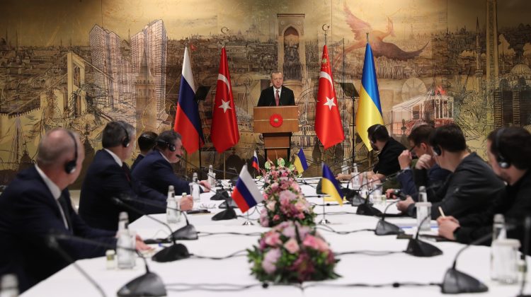 Turcia: Miniștrii de externe Lavrov și Kuleba s-ar putea întâlni din nou în următoarele două săptămâni