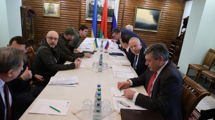 Kremlinul vorbește despre neutralitate suedeză sau austriacă în Ucraina. Kievul: „Fără variante. Doar model ucrainean”