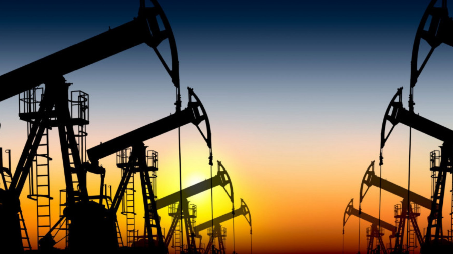 Preţul petrolului a „explodat” după ce UE a interzis majoritatea importurilor din Rusia