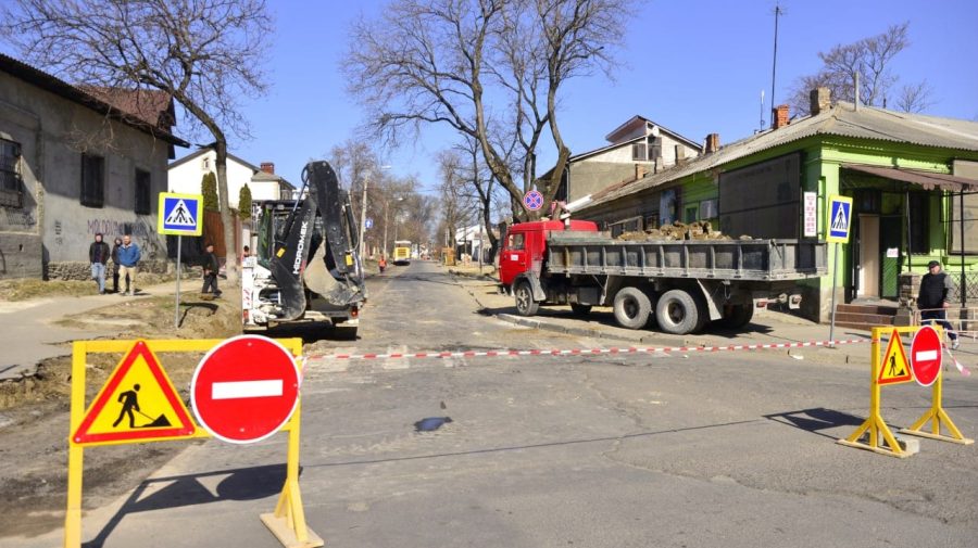FOTO Lucrările de reparație a infrastructurii stradale de pe Alexandru cel Bun și Tighina – în toi. Vor dura 18 luni