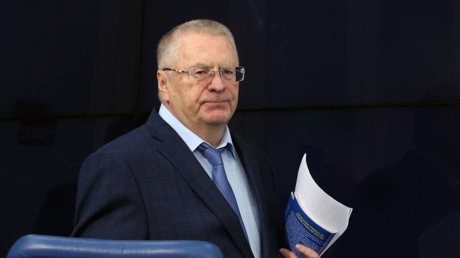 Se cere capul celui care a anunțat falsul deces al deputatului Vladimir Jirinovski. Duma de Stat vrea demisia acestuia