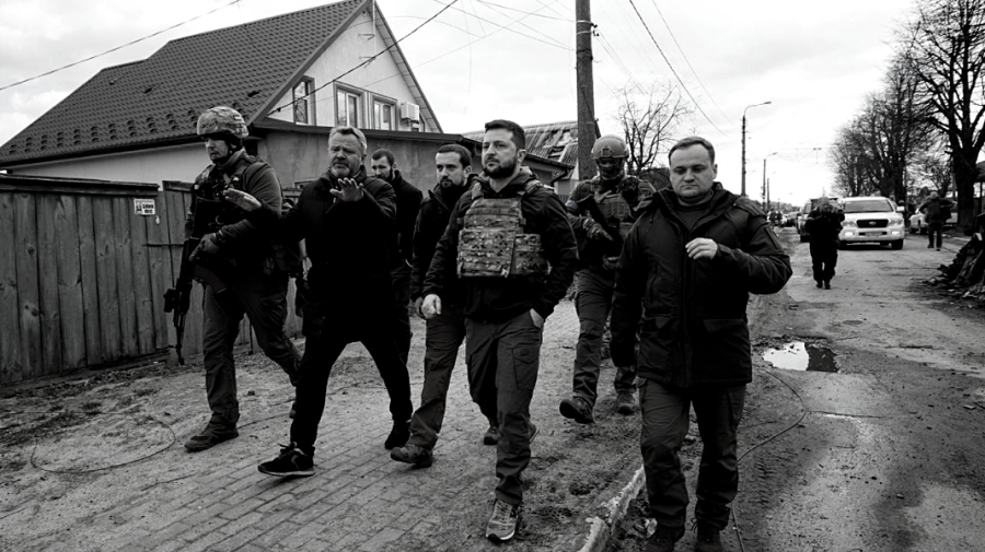 FOTO Vladimir Zelenski a mers la Bucea. Liderul de la Kiev a declarat că va face tot posibilul pentru pacea din Ucraina