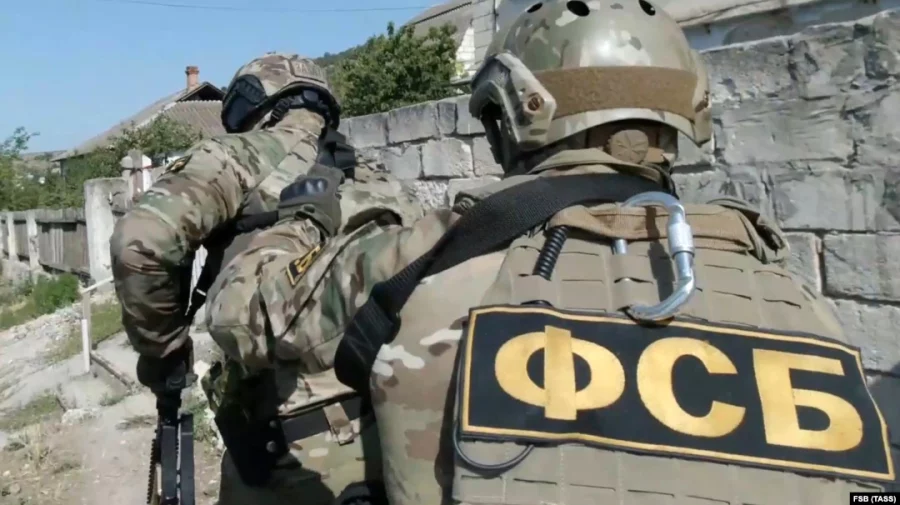 FSB susţine că a dejucat un „atac terorist” împotriva unei facilităţi militare