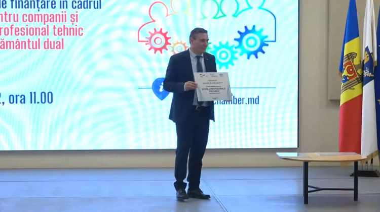 VIDEO Au primit certificate de finanțare! CCI a RM a premiat 22 de parteneriate din învățământul dual